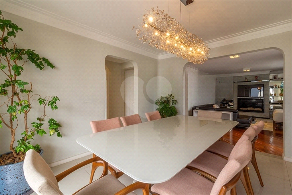 APARTAMENTO em SANTANA