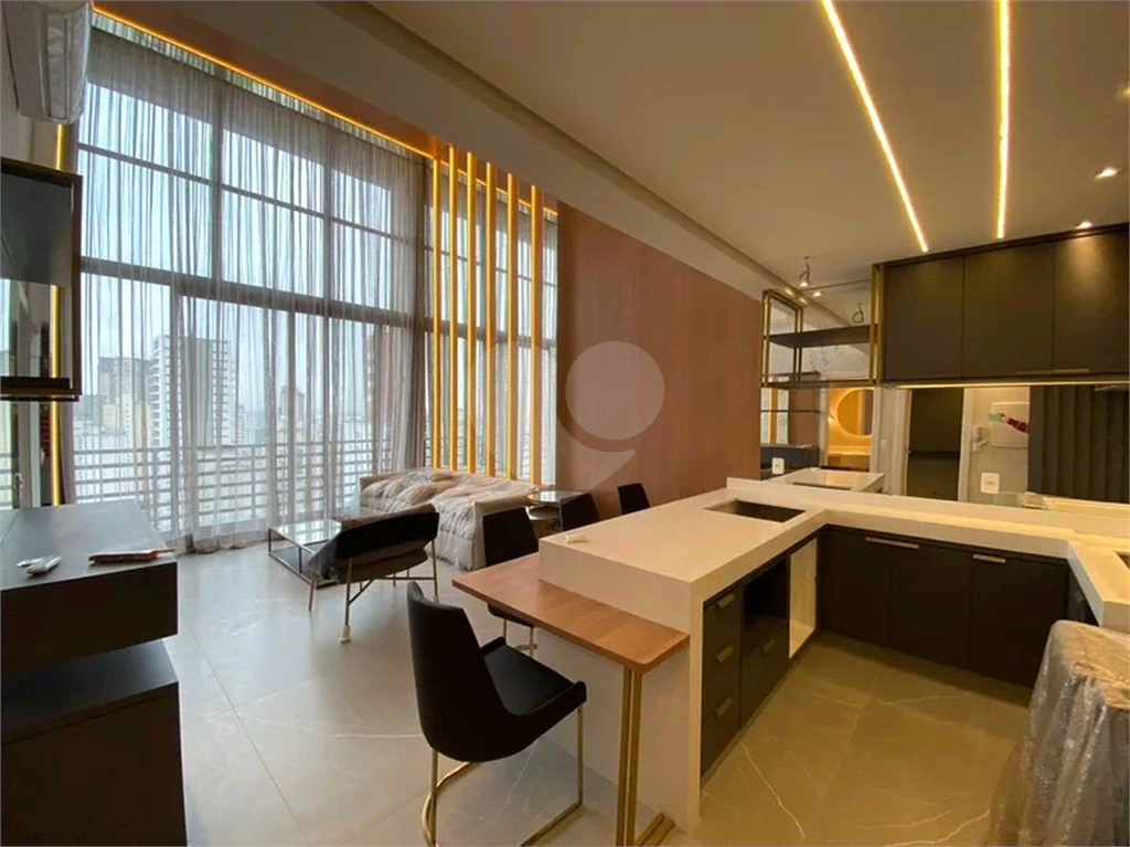 JARDINS - 2 SUITES COM CLOSET 100 M² - 2 VAGAS 