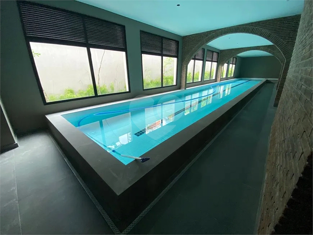 JARDINS - 2 SUITES COM CLOSET 100 M² - 2 VAGAS 
