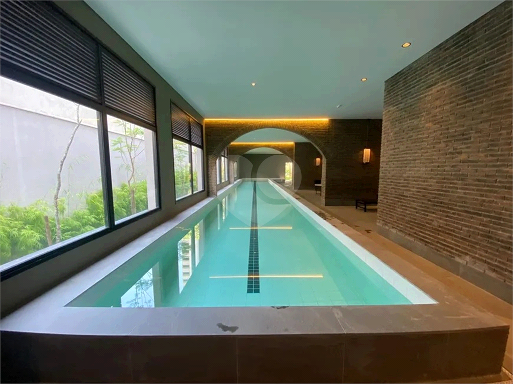 JARDINS - 2 SUITES COM CLOSET 100 M² - 2 VAGAS 