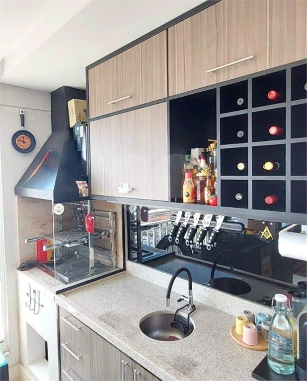 Apartamento para Locação - 2 Dormitórios - 3 Banheiros e 2 Vagas