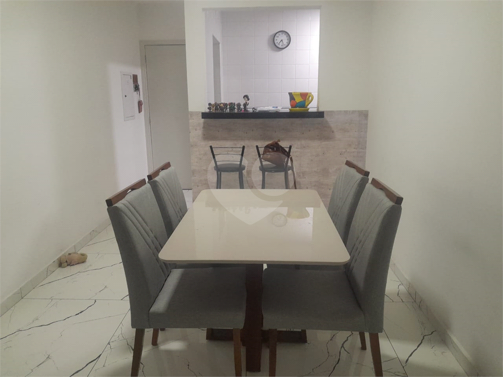 Apartamento à venda com 2 quartos, 77m² - Foto 4