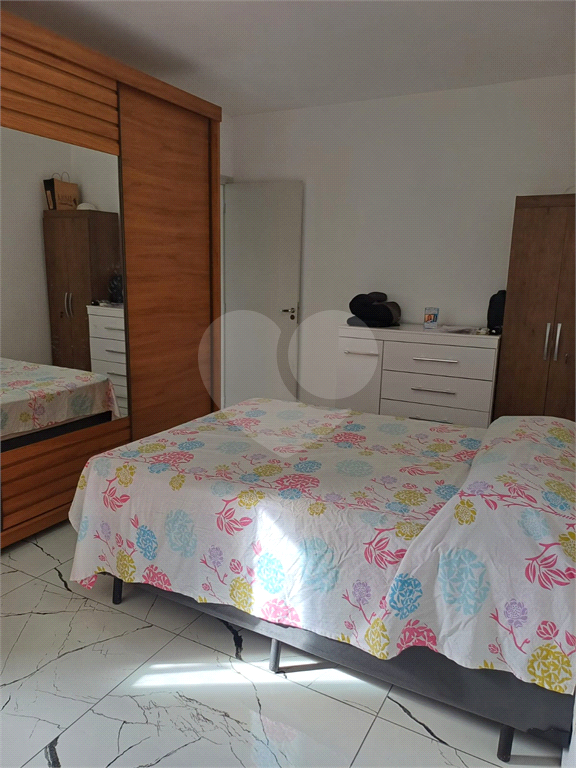 Apartamento à venda com 2 quartos, 77m² - Foto 17