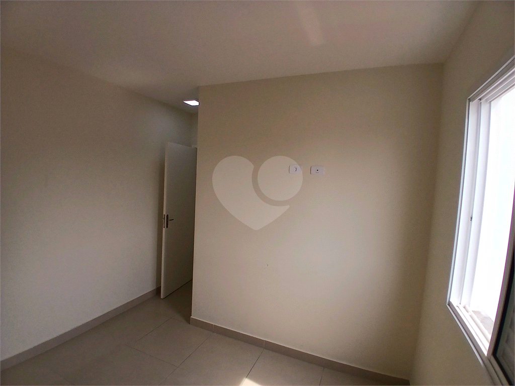 APARTAMENTO em SANTANA