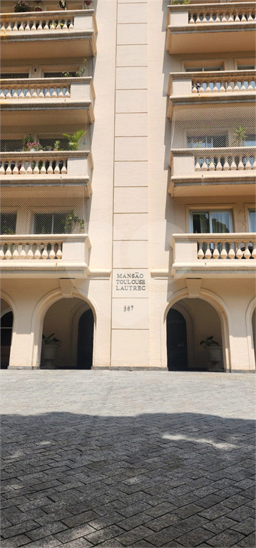 Cobertura  380m²  - 4 quartos -  Vila Nova Conceição em Frente a Praça Pereira Coutinho