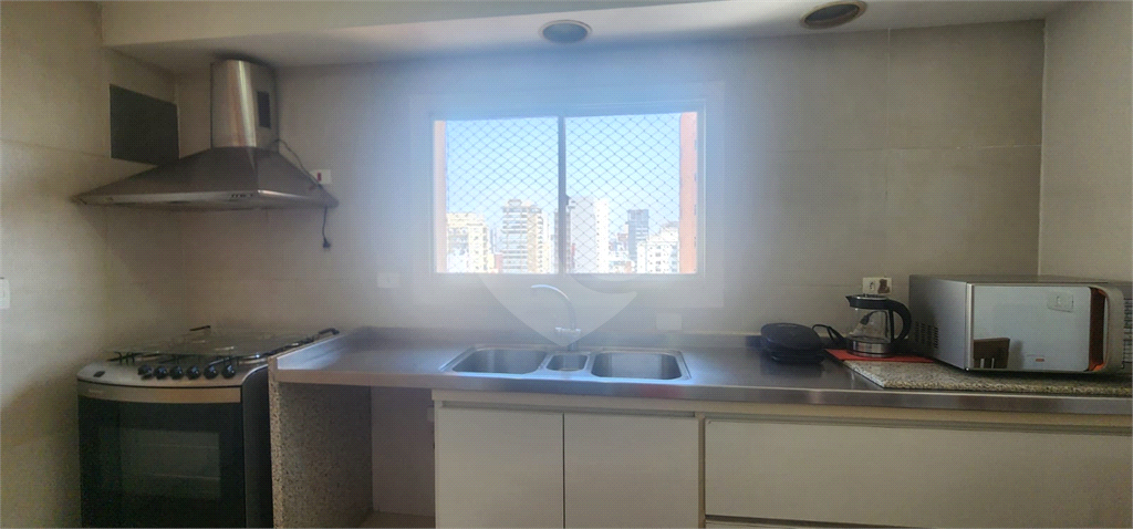 Cobertura  380m²  - 4 quartos -  Vila Nova Conceição em Frente a Praça Pereira Coutinho