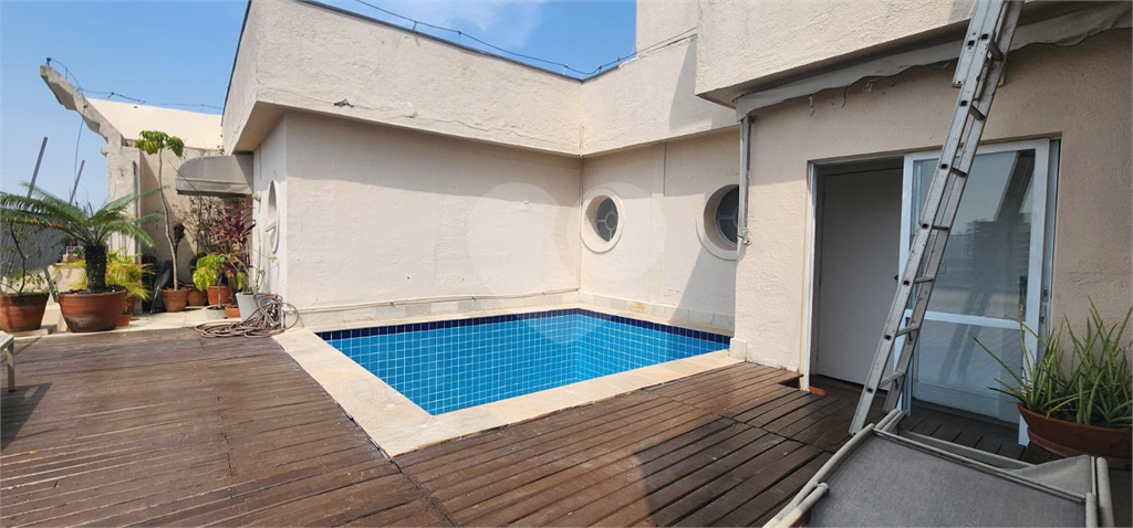 Cobertura  380m²  - 4 quartos -  Vila Nova Conceição em Frente a Praça Pereira Coutinho
