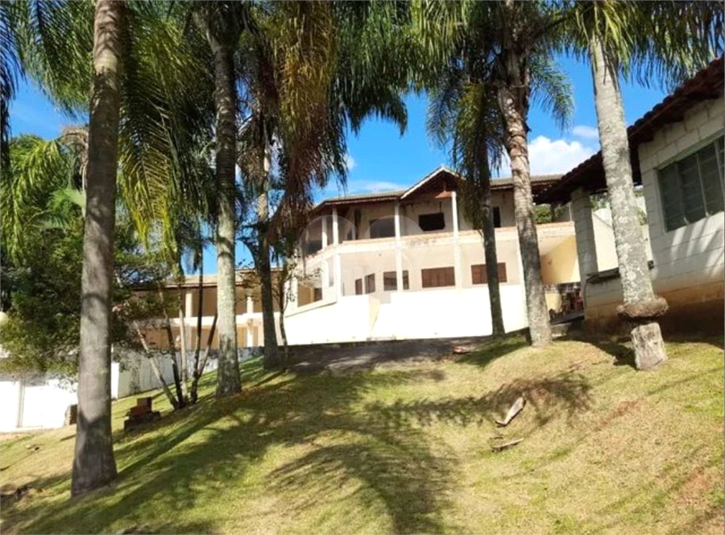 IMOVEL AMPLO - SANTANA DE PARNAÍBA 