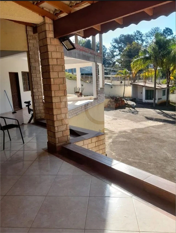 IMOVEL AMPLO - SANTANA DE PARNAÍBA 