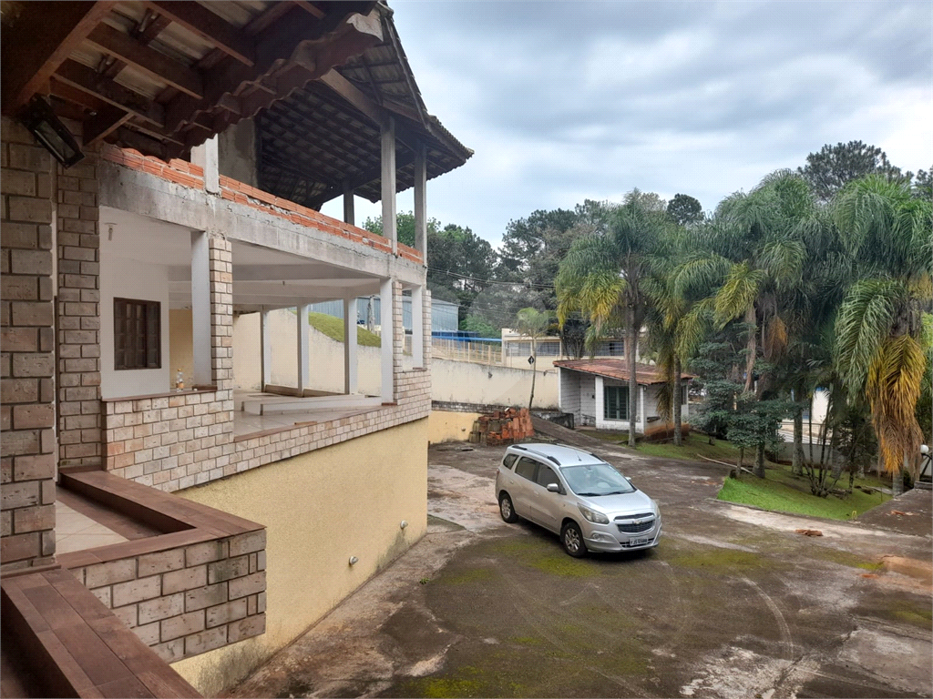 IMOVEL AMPLO - SANTANA DE PARNAÍBA 
