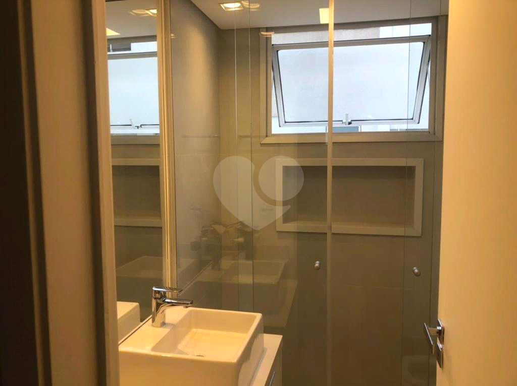 Cobertura Locação 3 quartos 1 suíte, piscina no Campo Belo