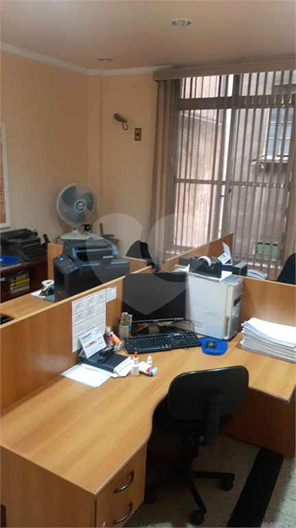 Conjunto Comercial 08 Salas para Alugar - a 150 metros do Metrô
