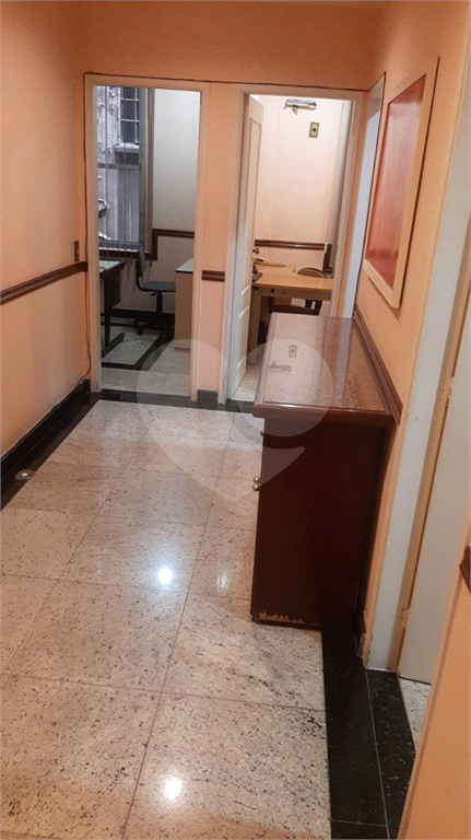 Conjunto Comercial 08 Salas para Alugar - a 150 metros do Metrô