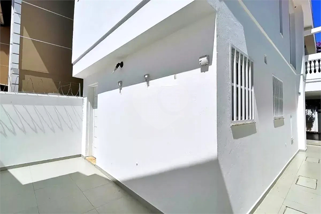 Sobrado Impecável com 3 Dormitórios (1 Suíte) ,3 vagas e quintal no Bairro Torres Tibagy – Guarulhos