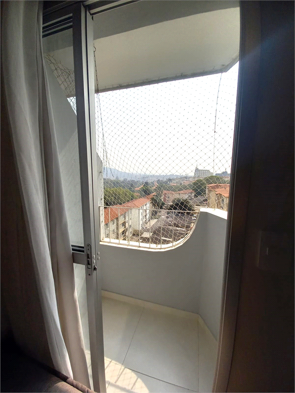 Apartamento de 2 quartos 2 banheiros 1 vaga no bairro Tremembé