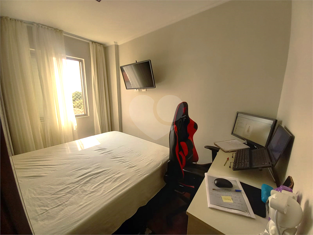 Apartamento de 2 quartos 2 banheiros 1 vaga no bairro Tremembé