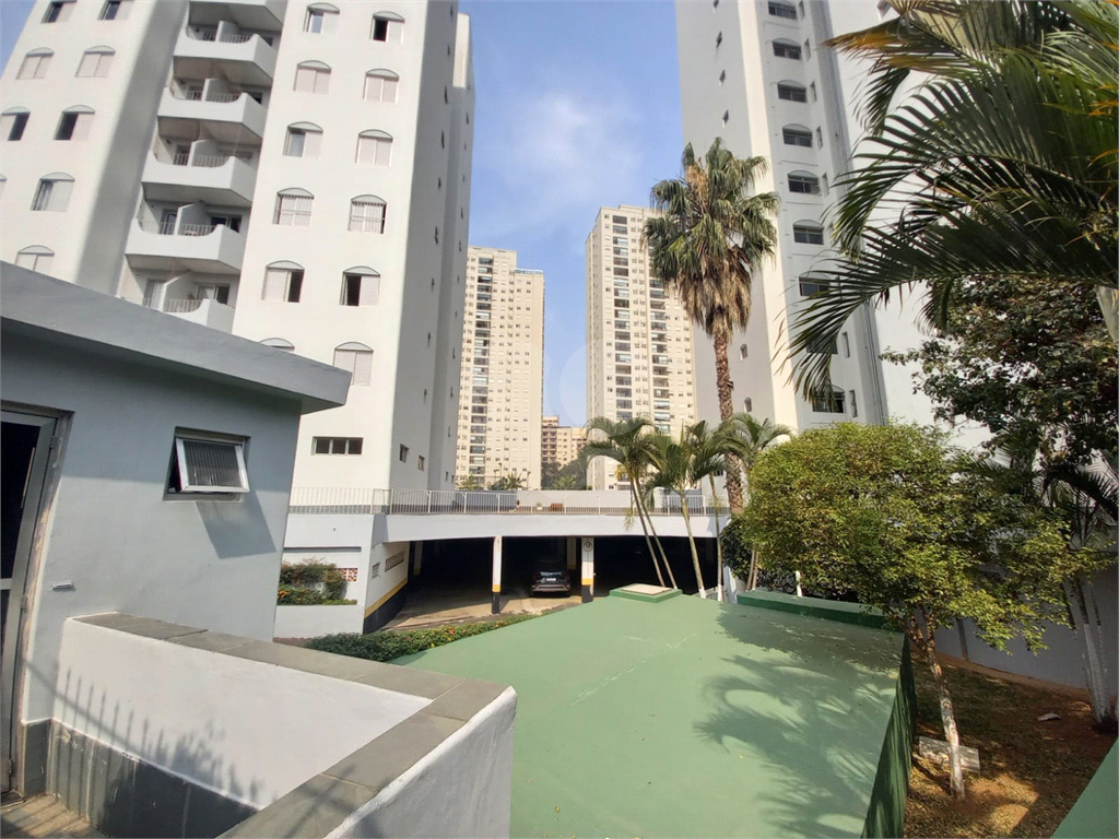 Apartamento de 2 quartos 2 banheiros 1 vaga no bairro Tremembé