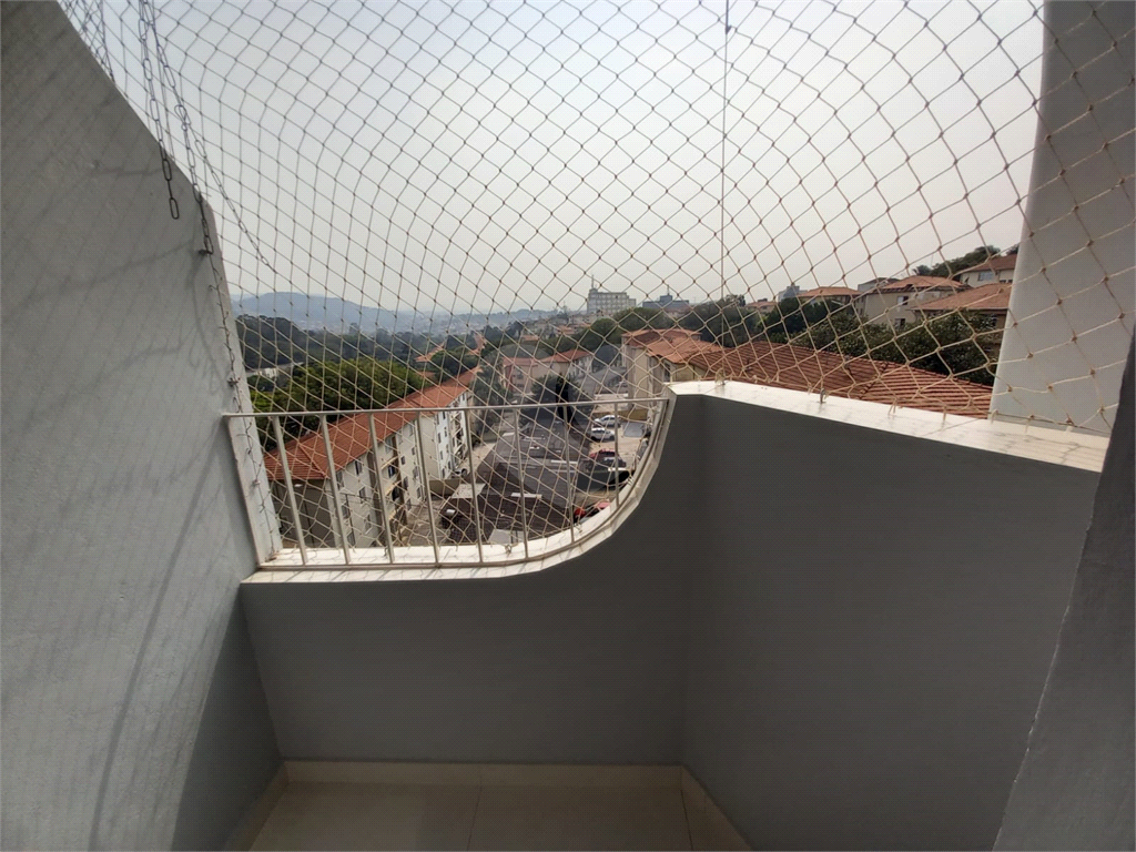 Apartamento de 2 quartos 2 banheiros 1 vaga no bairro Tremembé