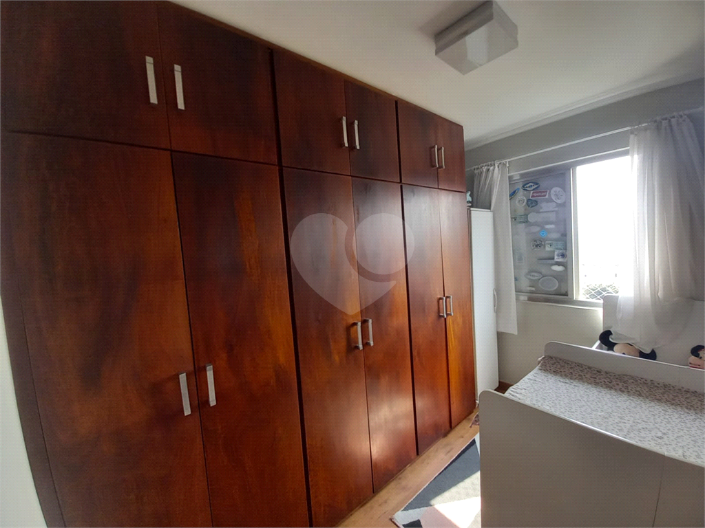 Apartamento de 2 quartos 2 banheiros 1 vaga no bairro Tremembé