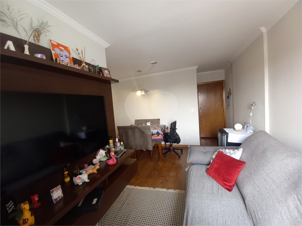 Apartamento de 2 quartos 2 banheiros 1 vaga no bairro Tremembé