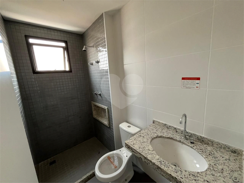 Apartamento à venda com 2 quartos, 64m² - Foto 15