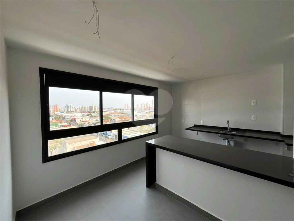 Apartamento à venda com 2 quartos, 64m² - Foto 2