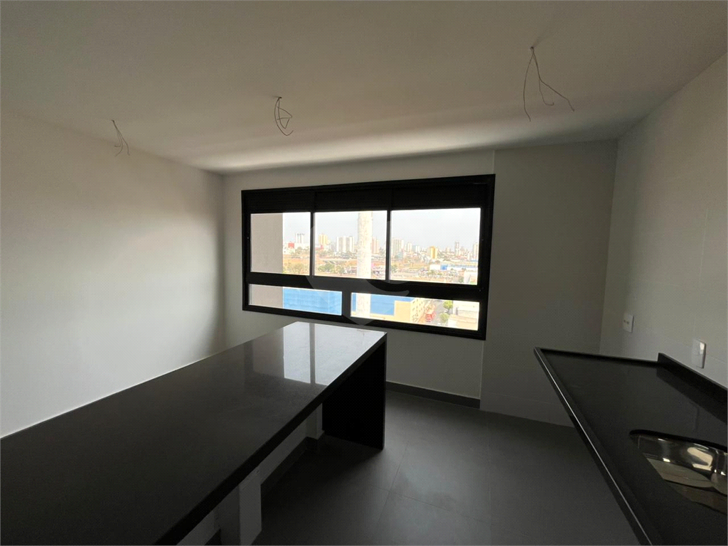 Apartamento à venda com 2 quartos, 64m² - Foto 25