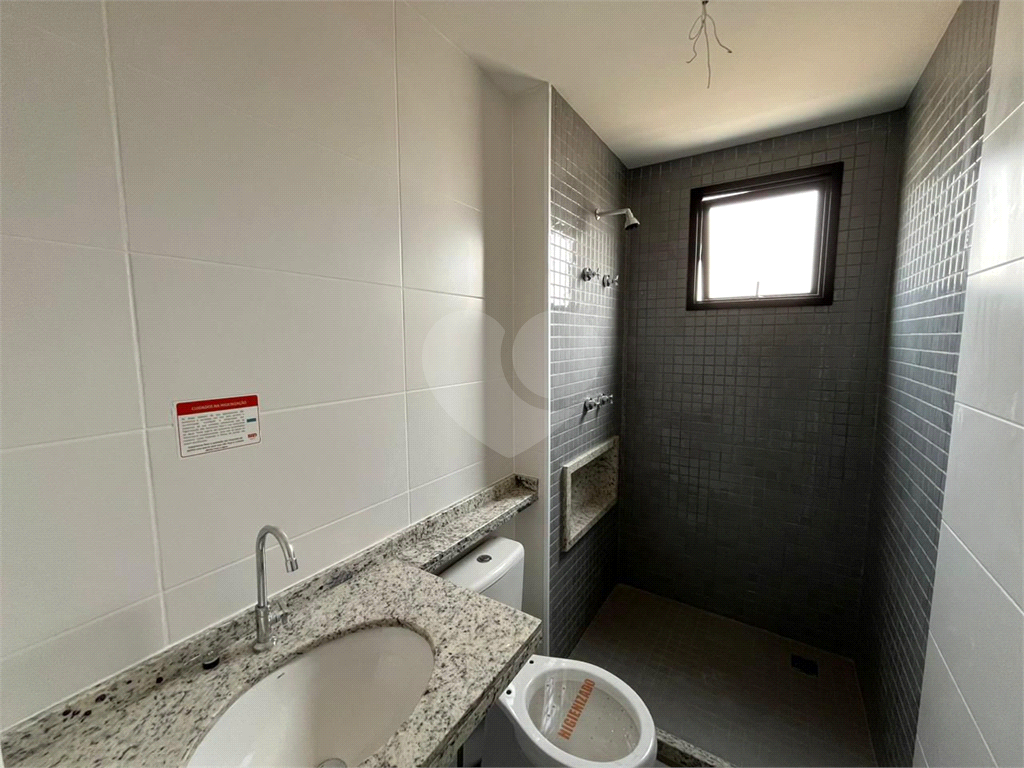 Apartamento à venda com 2 quartos, 64m² - Foto 13