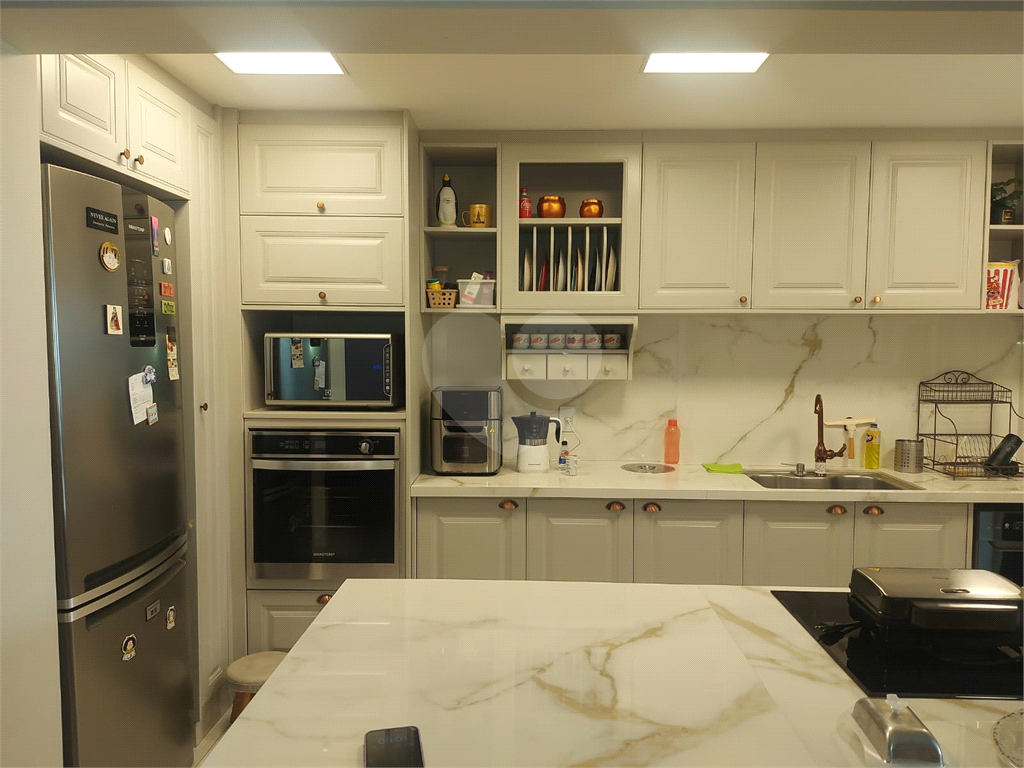 APARTAMENTO em BARRA FUNDA
