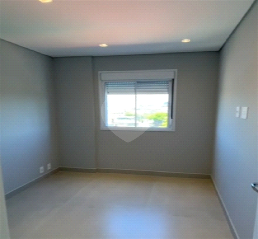 Apartamento Com dois Dorms e dois banheiros