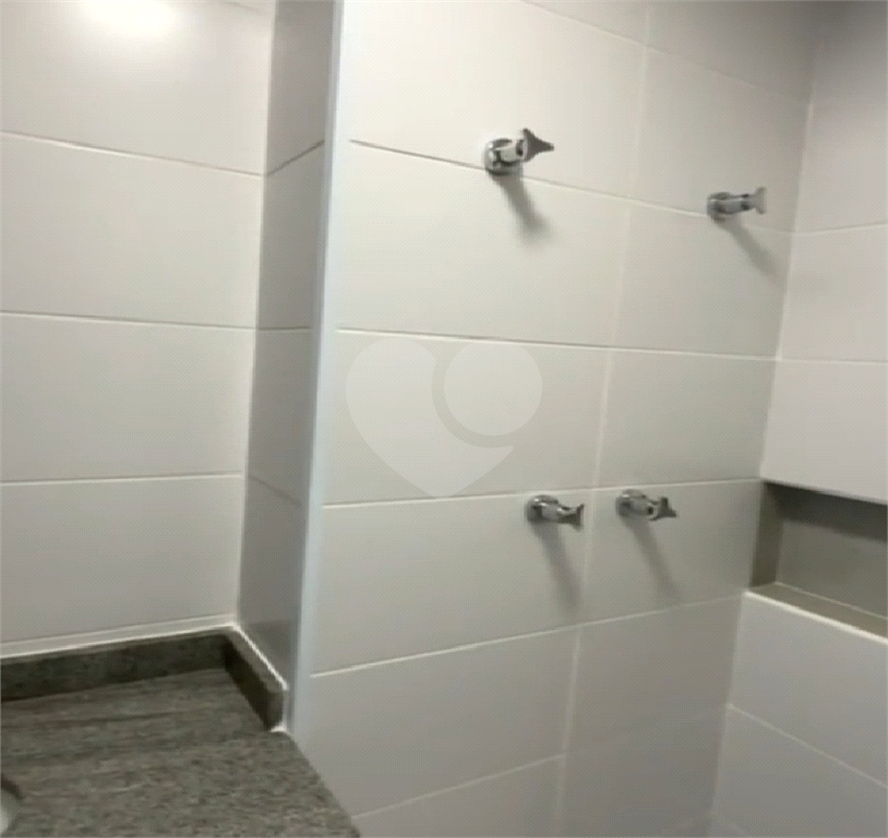 Apartamento Com dois Dorms e dois banheiros