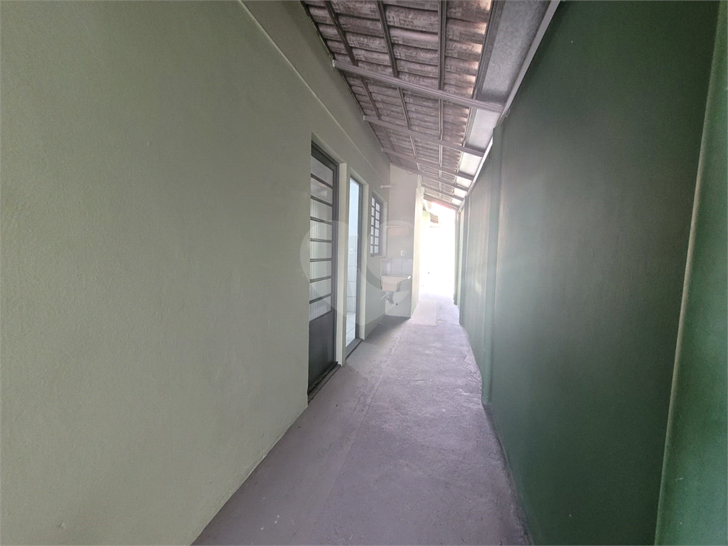Casa à venda e aluguel com 3 quartos, 125m² - Foto 3