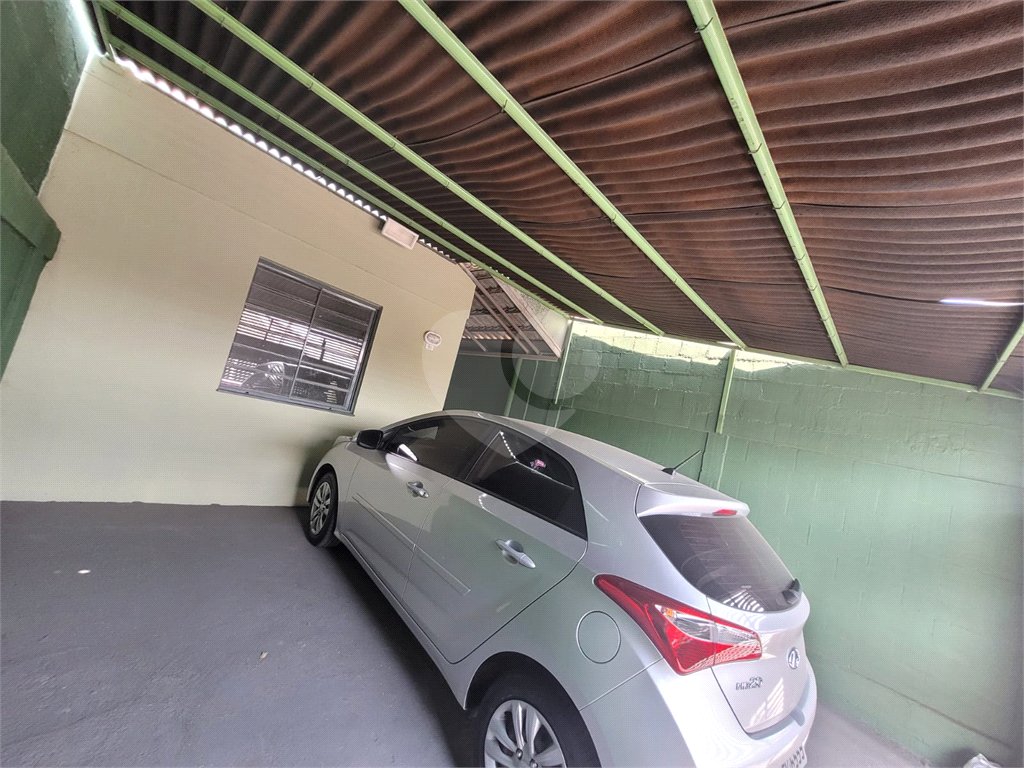 Casa à venda e aluguel com 3 quartos, 125m² - Foto 11