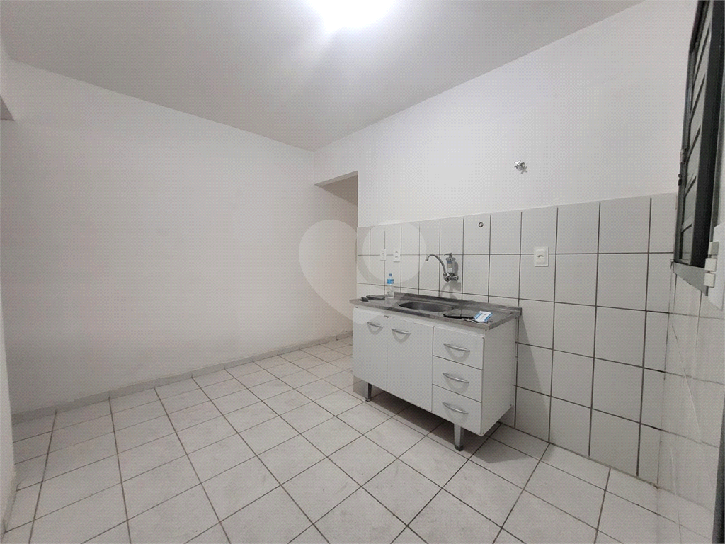 Casa à venda e aluguel com 3 quartos, 125m² - Foto 6