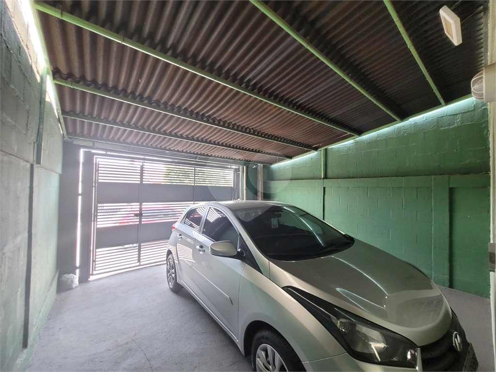Casa à venda e aluguel com 3 quartos, 125m² - Foto 2
