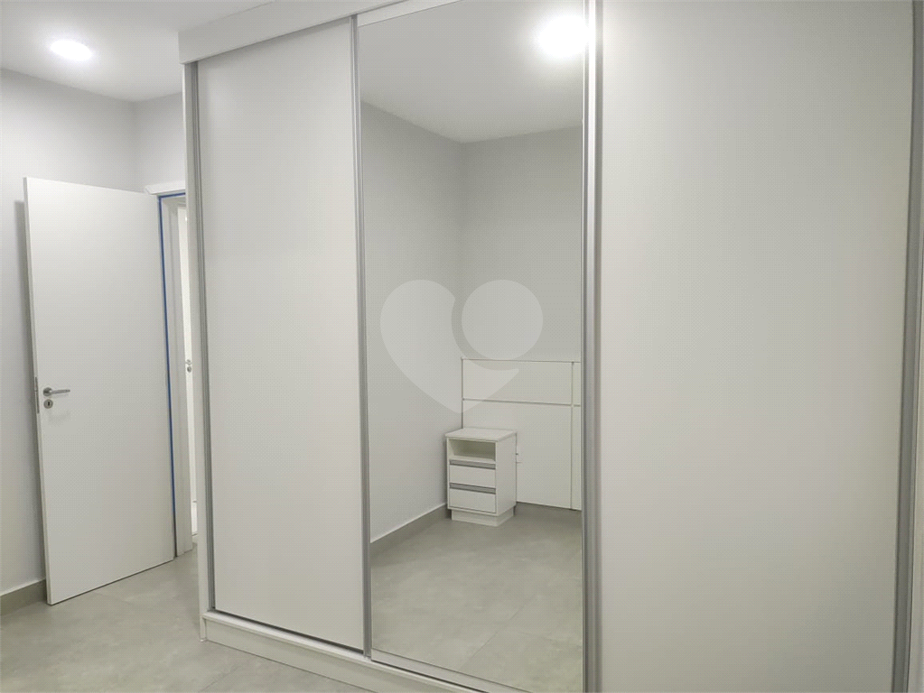 Apartamento à venda com 3 quartos, 66m² - Foto 15