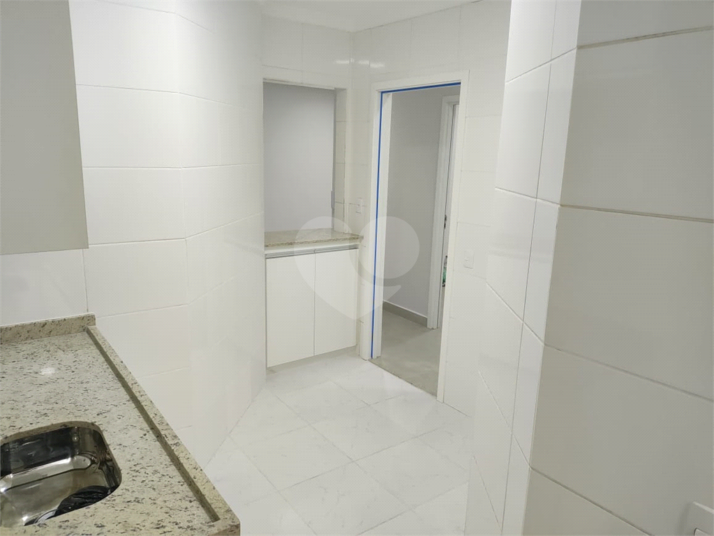 Apartamento à venda com 3 quartos, 66m² - Foto 8