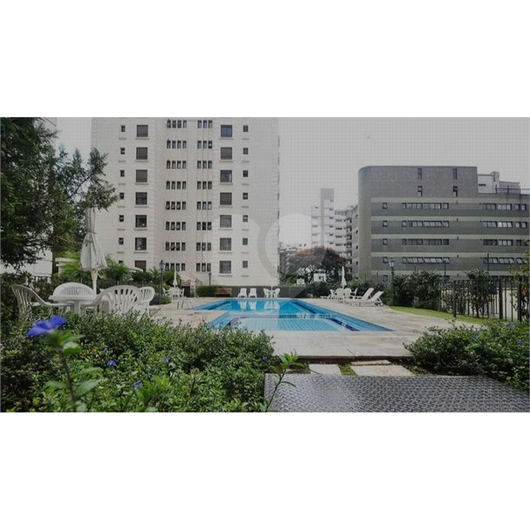 APARTAMENTO 2 DORMITÓRIOS 2 VAGAS À VENDA NO MORUMBI REAL PARQUE.