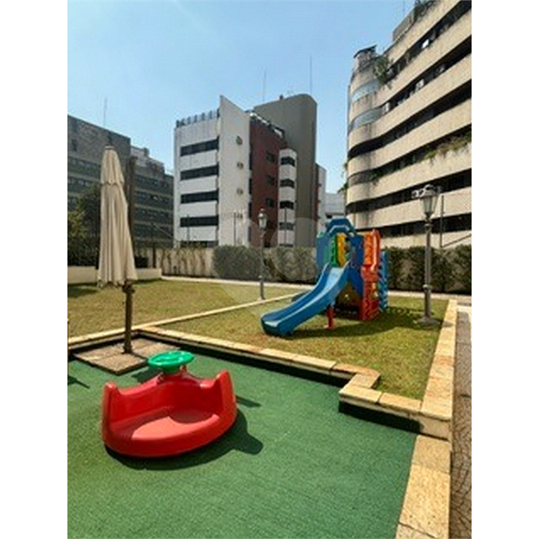 APARTAMENTO 2 DORMITÓRIOS 2 VAGAS À VENDA NO MORUMBI REAL PARQUE.
