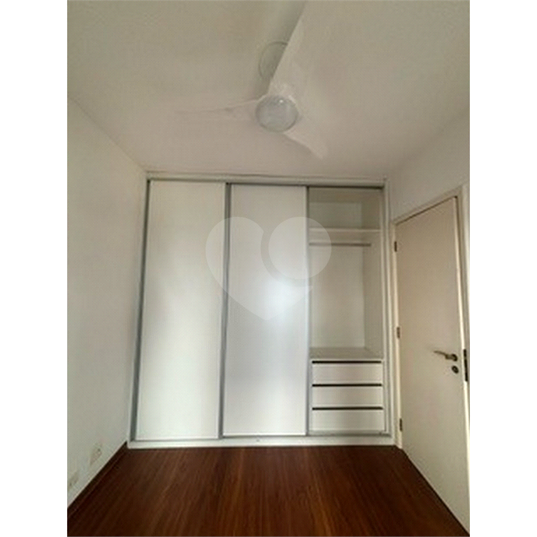 APARTAMENTO 2 DORMITÓRIOS 2 VAGAS À VENDA NO MORUMBI REAL PARQUE.