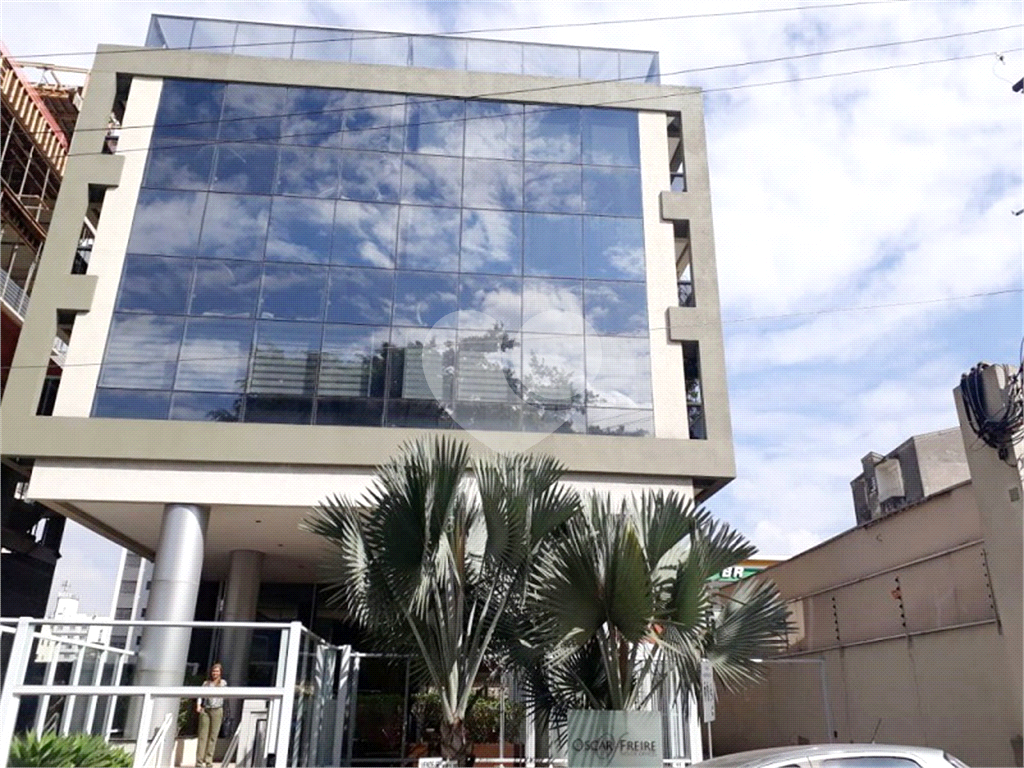 Sala Comercial a venda com 40m², 1 vaga em Pinheiros