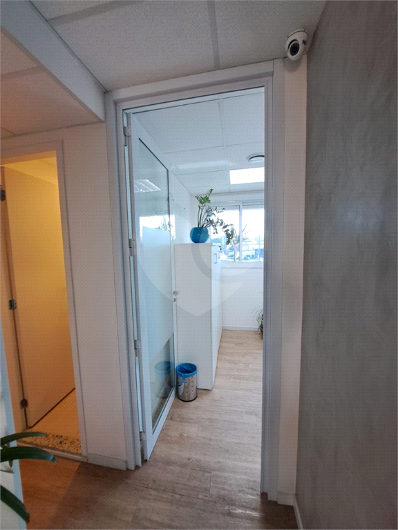 Sala Comercial a venda com 40m², 1 vaga em Pinheiros