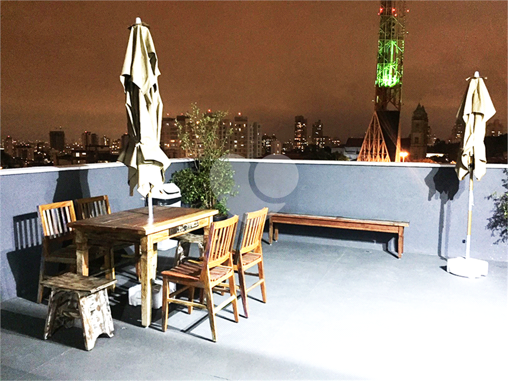 Sala Comercial a venda com 40m², 1 vaga em Pinheiros