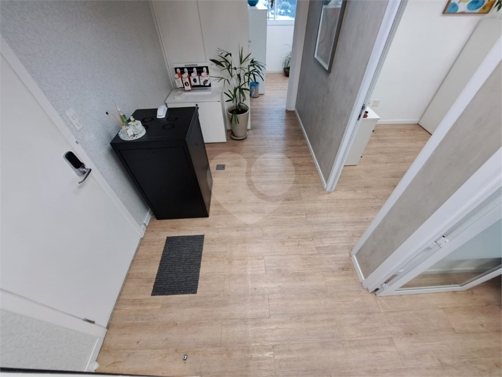 Sala Comercial a venda com 40m², 1 vaga em Pinheiros