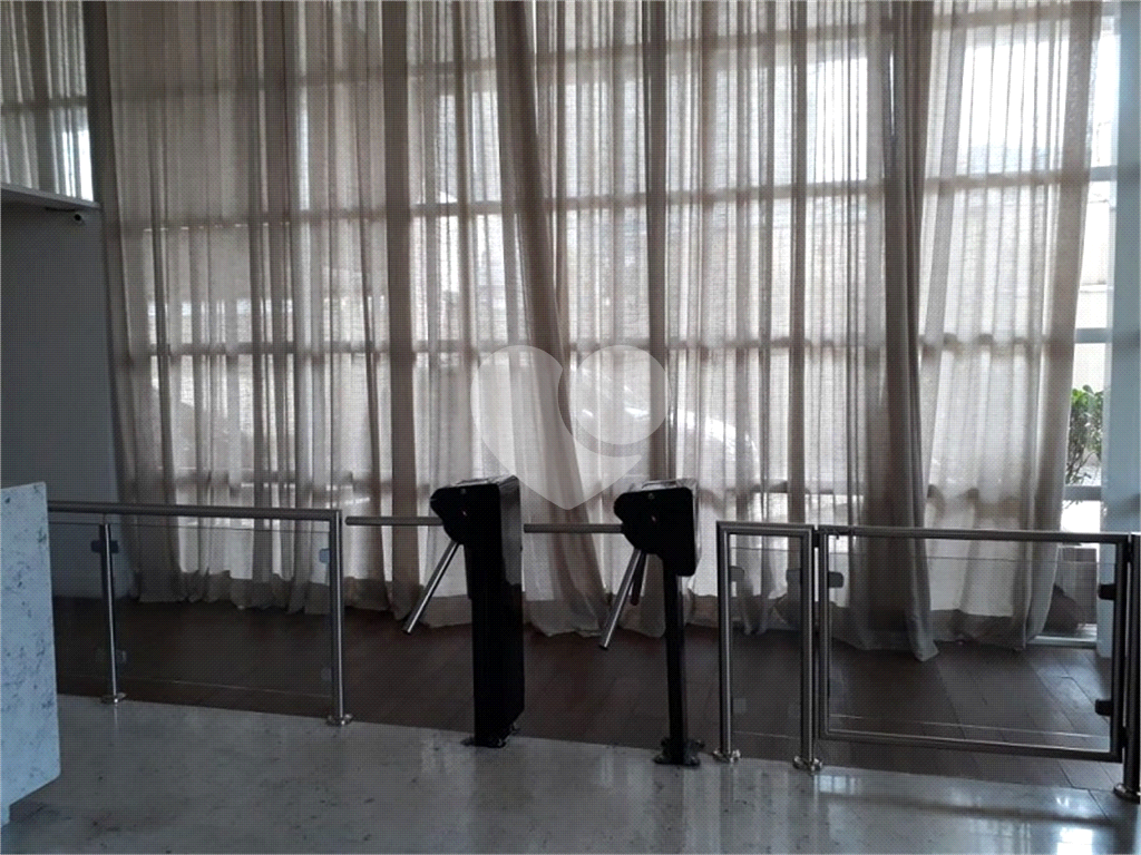 Sala Comercial a venda com 40m², 1 vaga em Pinheiros