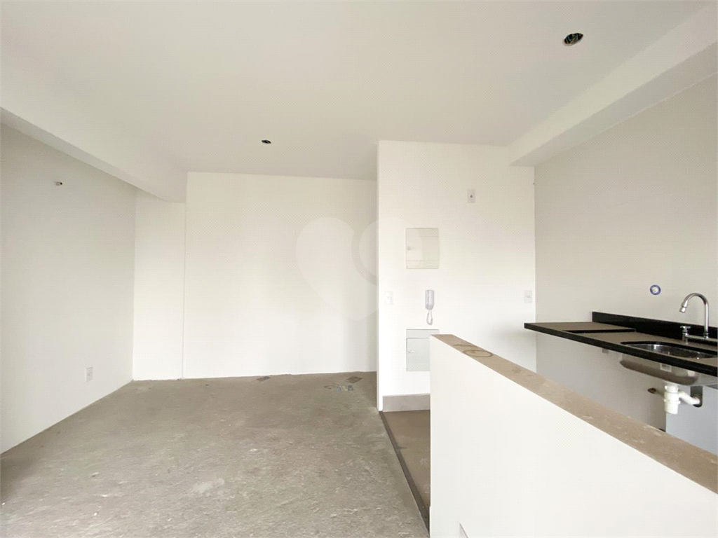 Apartamento novo ao lado do metrô Parada Inglesa 2 dormitórios 