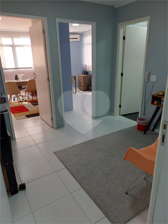 Sala comercial a venda em Pinheiros
