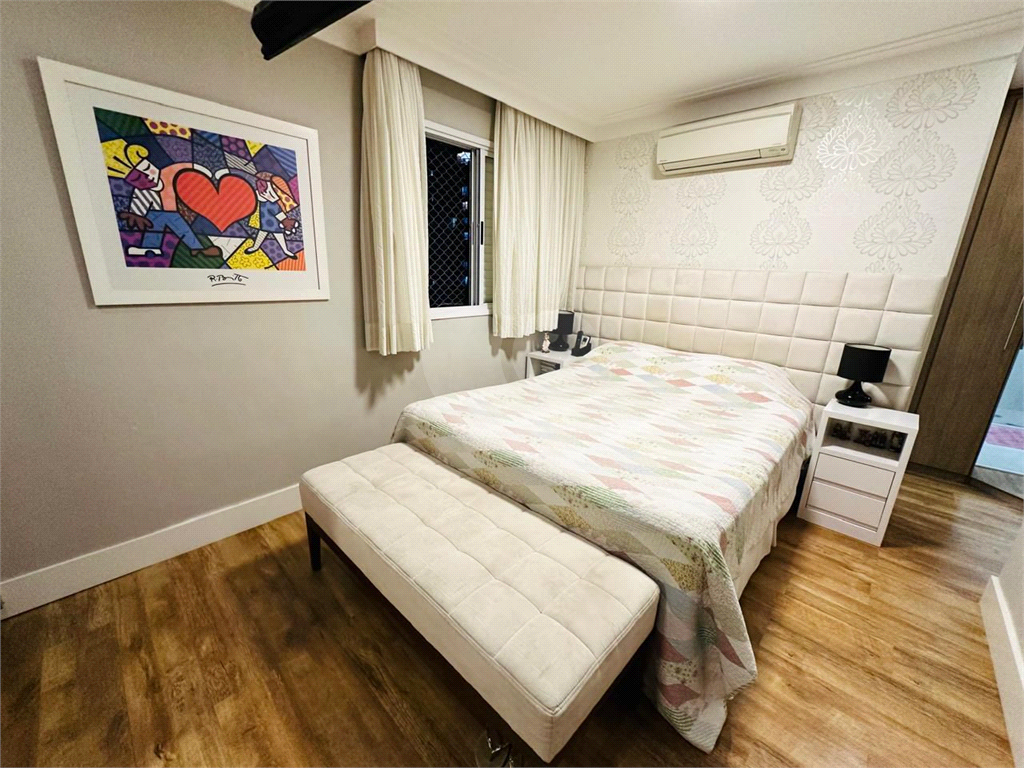 Apartamento à venda com 3 quartos, 107m² - Foto 17