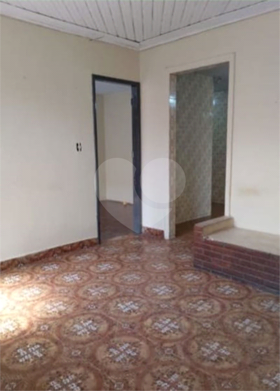 Casa à venda com 3 quartos, 140m² - Foto 2