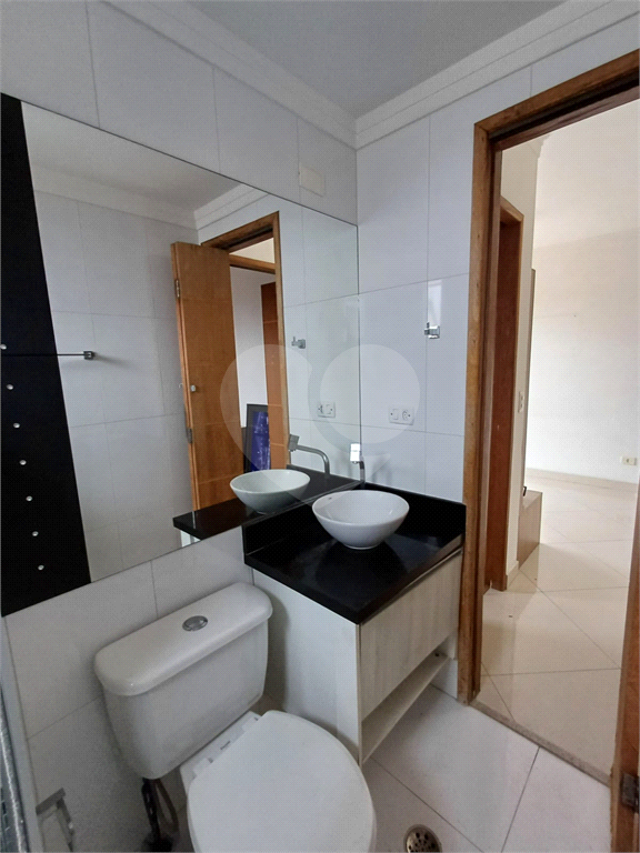Alugue seu novo lar: Apartamento de 50 m² com 2 dormitórios, cozinha americana, sala e banheiro com 
